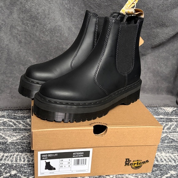 Dr. Martens Black Ankle Chelsea Boots - Picture 7 of 7